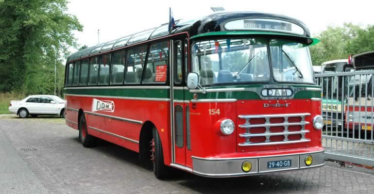 Busvervoer in Groningen en de Tienertoer