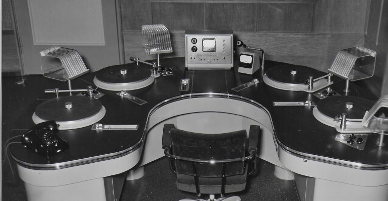 100 Jaar radio (15): internationale belangstelling voor de NRU